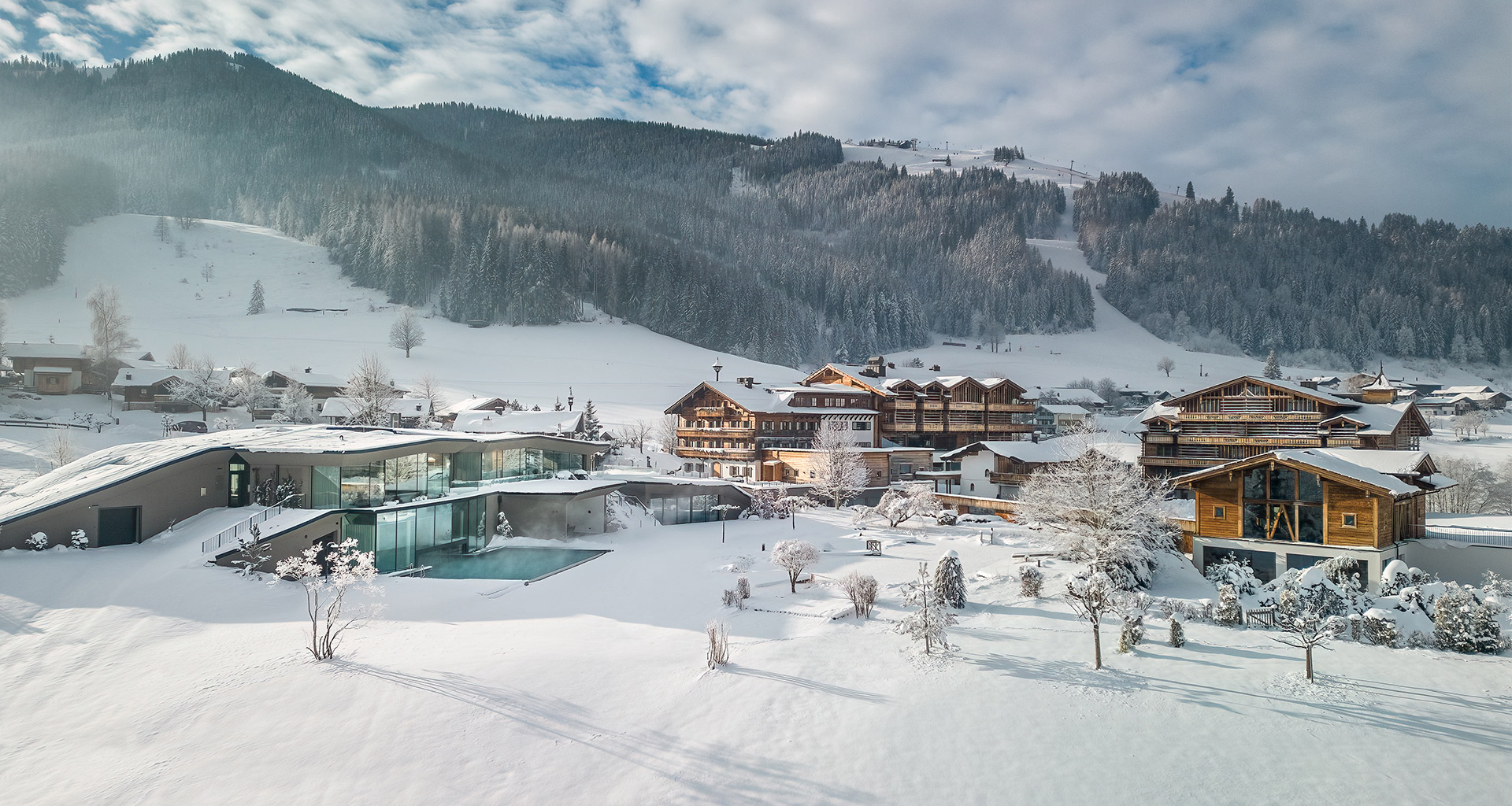 Family-Hotel Adler Inn Skiurlaub Wellnesshotel Zillertal Tirol